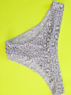 Victoria's Secret Incredible by VS XL Brazilian Animal Print Panty